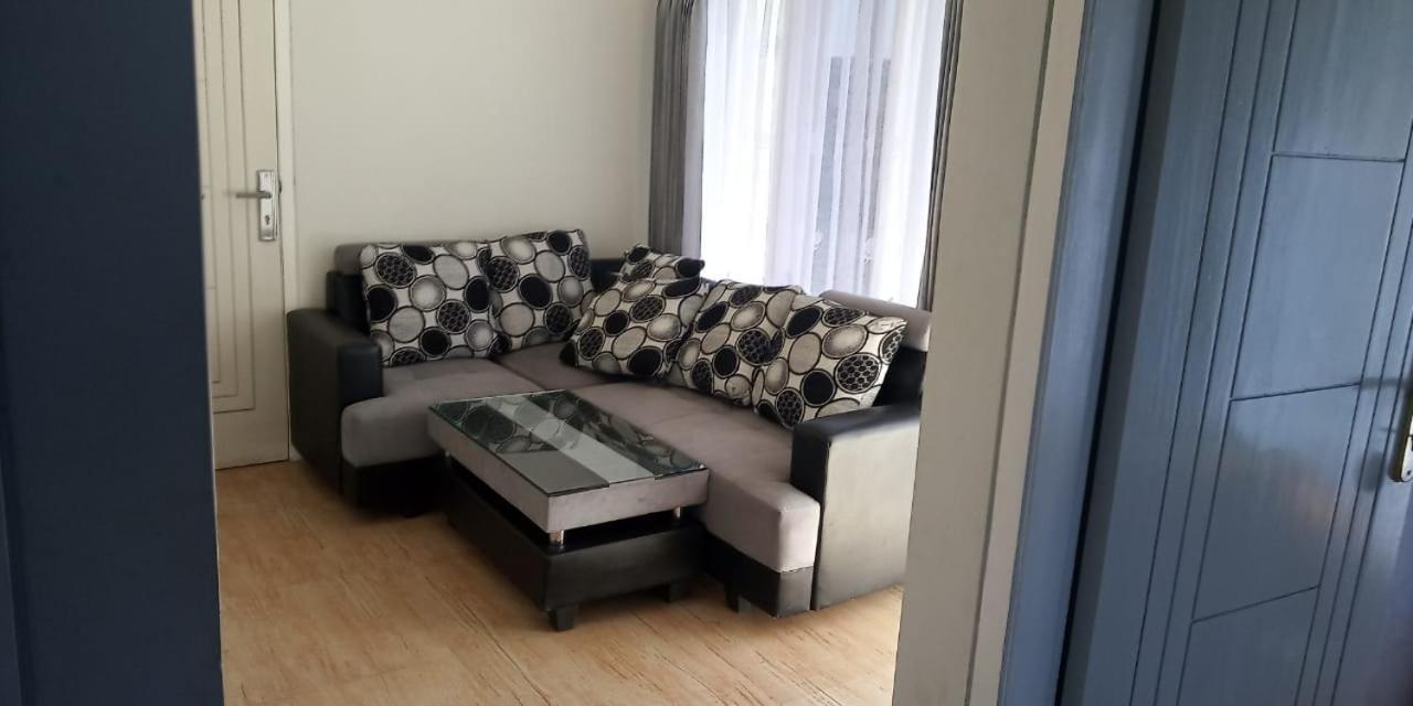 Bromo Otix Guest House Quarto foto