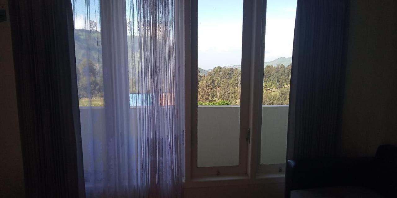Bromo Otix Guest House Quarto foto